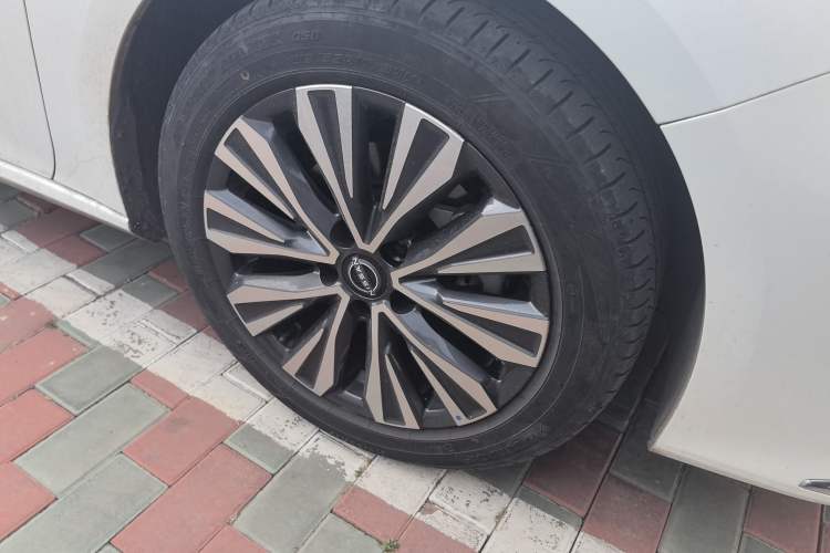 Used Nissan Teana 2022 2.0L XL-Upr Enjoyment Edition Right Front Wheel Hub