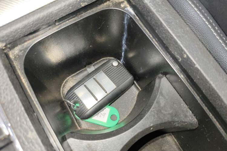 Used Roewe RX5 New Energy 2017 ERX5 EV400 Electric Internet Supreme Edition
