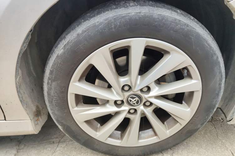 Used Toyota Camry 2021 2.0G Luxury Edition
