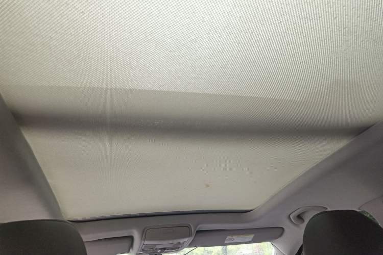 Used Volkswagen Tiguan 2015 1.8TSI Automatic Two-Wheel Drive Luxury Model Headliner