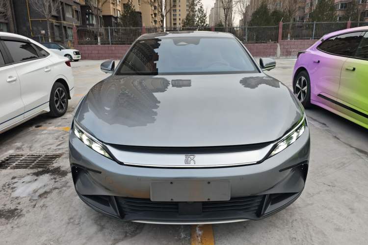 Used BYD Han 2022 EV Genesis Edition 715KM Front-Wheel-Drive Prestige Model
