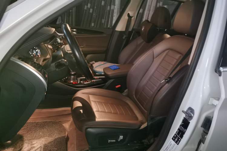 Used BMW X3 2018 xDrive25i Luxury Package China V Left Front Seat