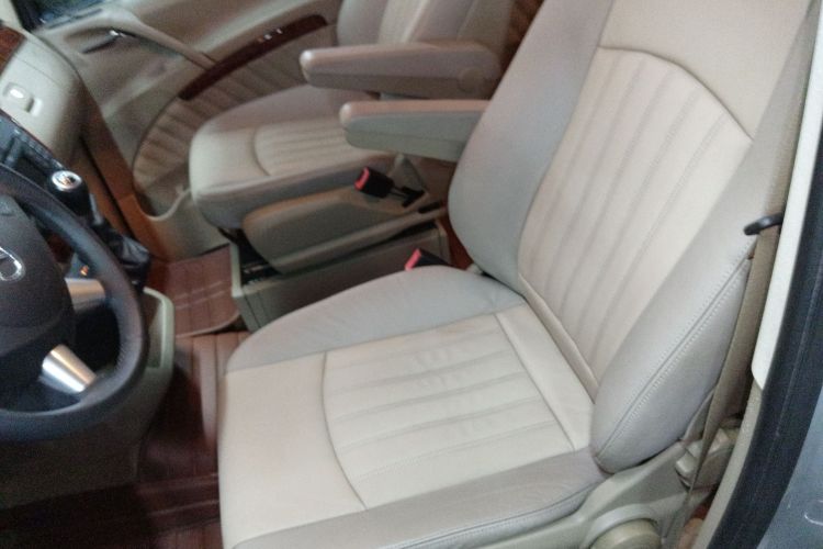 Used Mercedes-Benz Viano 2013 3.0L Comfort Edition Left Front Seat