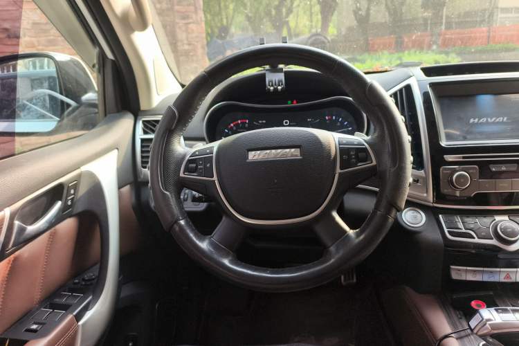 Used Haval H9 2017 2.0T Gasoline 4x4 Comfort Edition 5 Seats