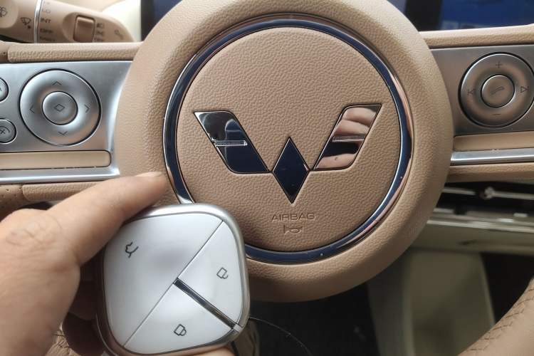 Used Wuling Bingo 2025 333 km Lingxi Deluxe Edition Vehicle Key