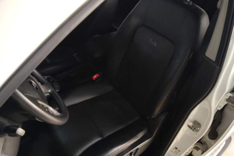 Used Chevrolet Captiva 2014 2.4L Two-Wheel Drive Urban Version 7 Seats