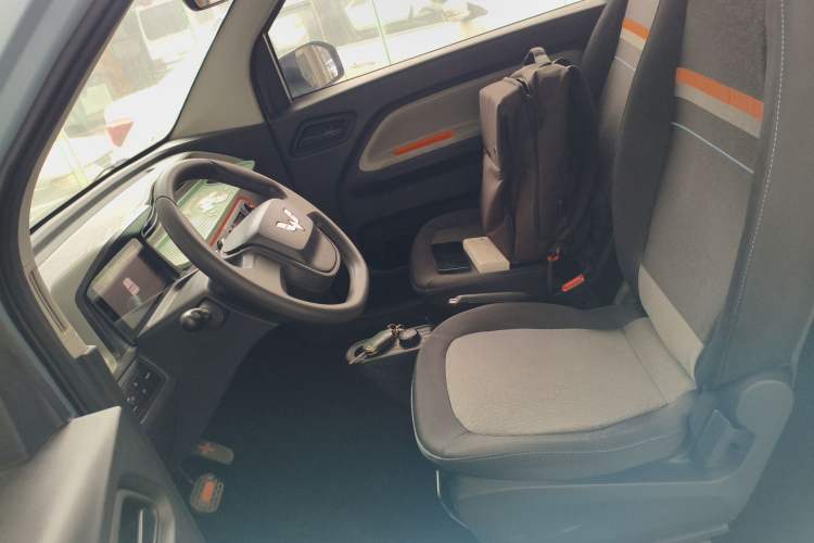 Used Wuling Hongguang MINIEV 2022 Enjoy Edition Lithium Iron Phosphate Left Front Seat