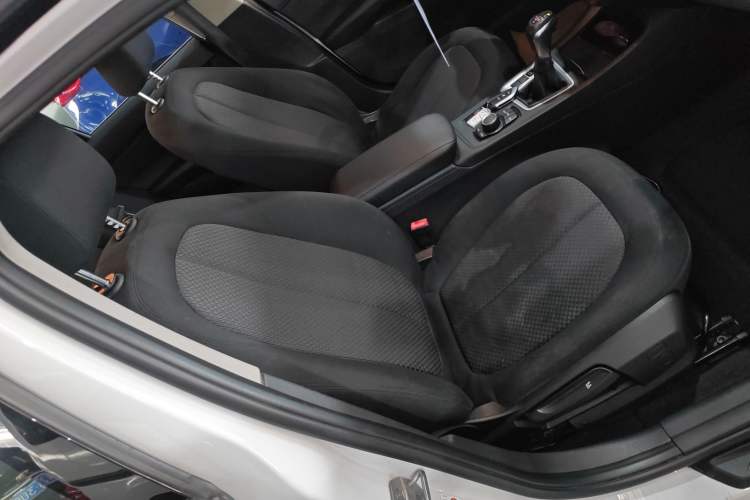 Used BMW 1 Series 2018 118i Fashion Model
