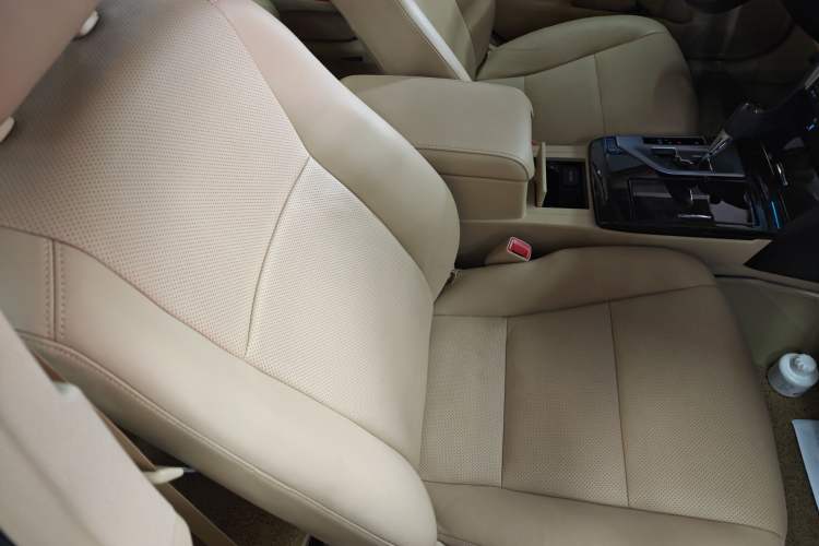 Used Toyota Camry 2015 2.0G Premier Edition