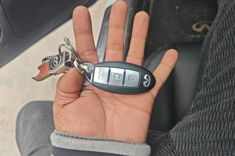 Used Infiniti Q50L 2016 2.0T Comfort Edition