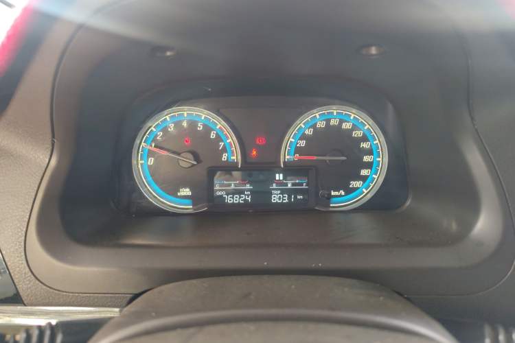 Used Baojun 730 2014 1.5L manual Comfort ESP version 7 seats