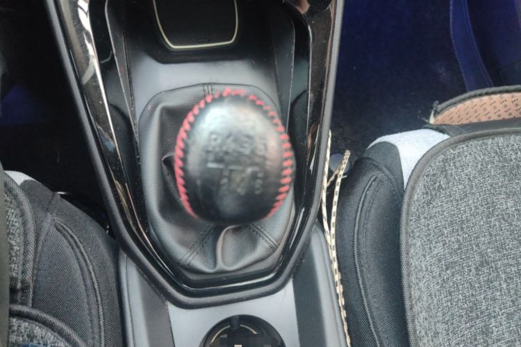 Used Haval H2s 2017 Red-Label 1.5T Manual Elite Model