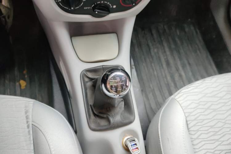 Used Peugeot 207 2013 CROSS 1.4L Manual Yule Model