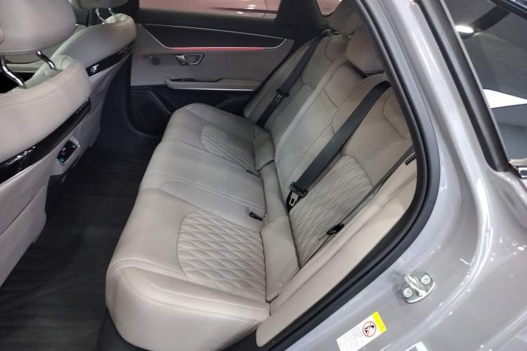 Used BYD Han 2025 EV with 701 km of Laser Radar-Enabled Intelligent Driving