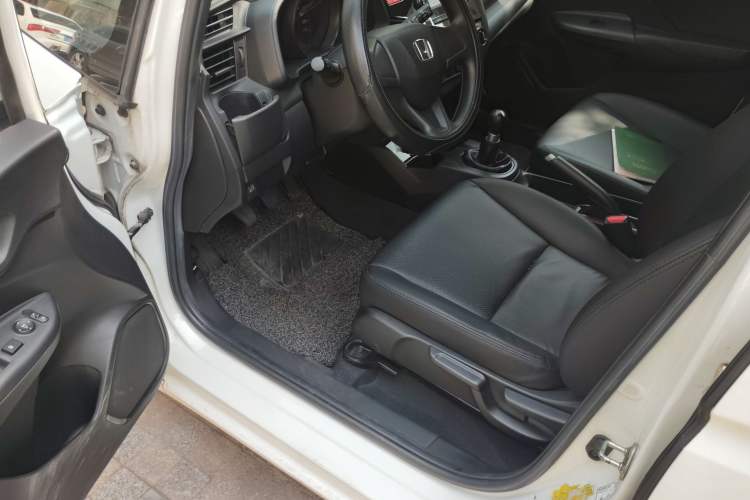 Used Honda Fit 2014 1.5L LX Manual Comfort Model
