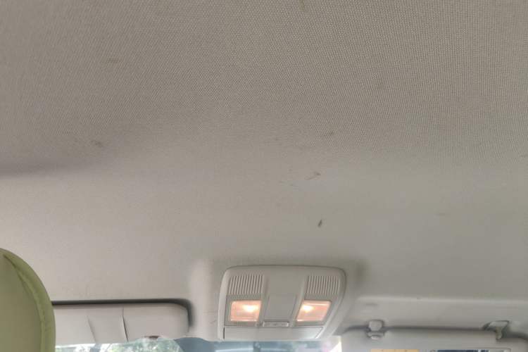 Used Mazda 3 Axela 2016 Sedan 1.5L Automatic Comfort Model