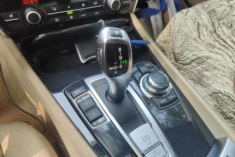 Used BMW 5 Series GT 2011 535i Elegant Edition
