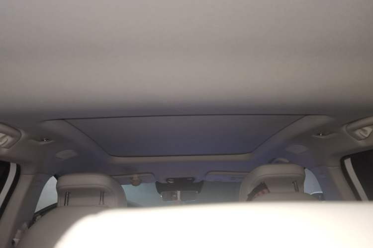 Used NETA L 2024 Extended-Range 310 Flash-Charge Red Edition
