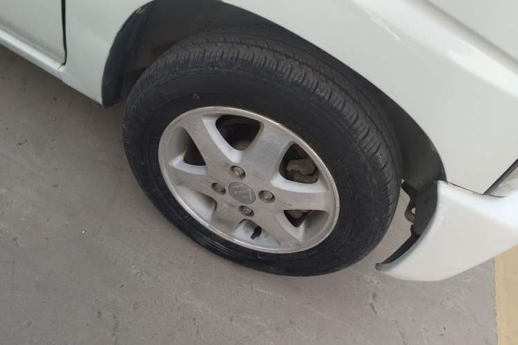 Used Suzuki Wagon R 2016 1.4L Manual Value Model Right Front Wheel Hub