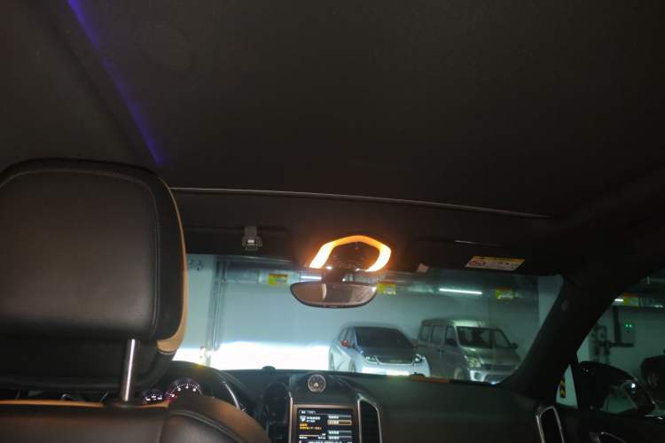 Used Porsche Cayenne 2015 Cayenne 3.0T Headliner