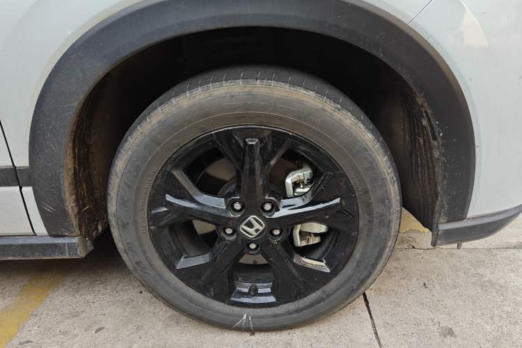 Used Honda HR-V 2023 2.0L eHEV Dynamic Speed Version Right Front Wheel Hub