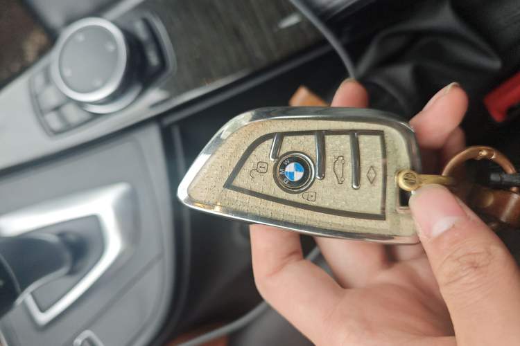 Used BMW 3 Series GT 2014 320i Design Package Model Vehicle Key