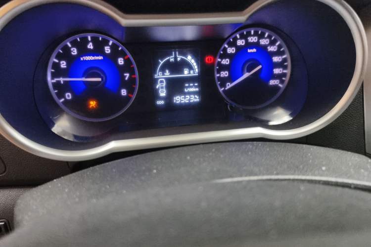 Used Dongfeng Aeolus AX3 2016 1.5L Manual ZhiKu Model
