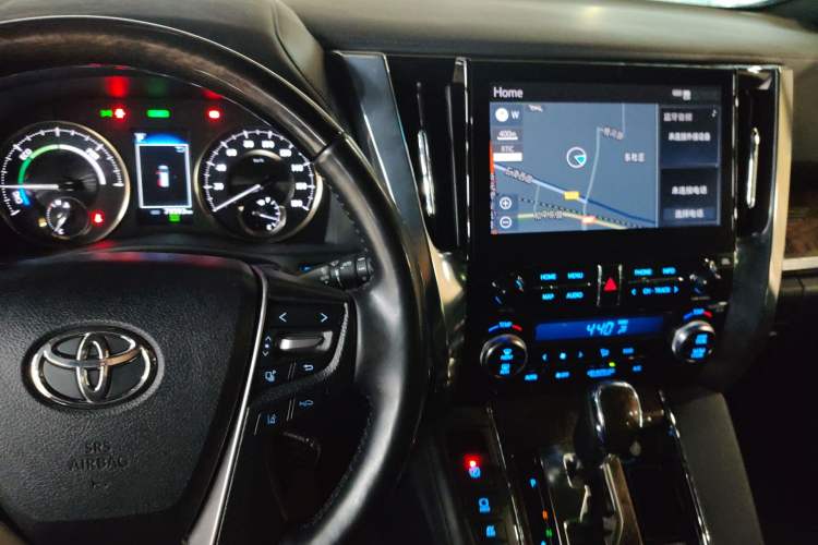 Used Toyota Vellfire 2021 Crown Dual-Engine 2.5L HV Prestige Edition
