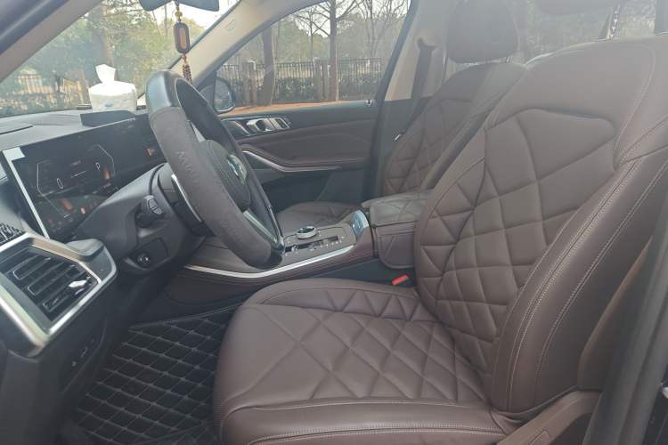 Used BMW X5 2023 xDrive 30Li Luxury M Sport Night Edition Package
