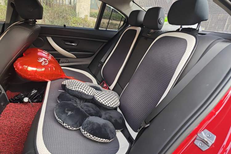 Used BMW 3 Series 2014 320Li Fashion Model
