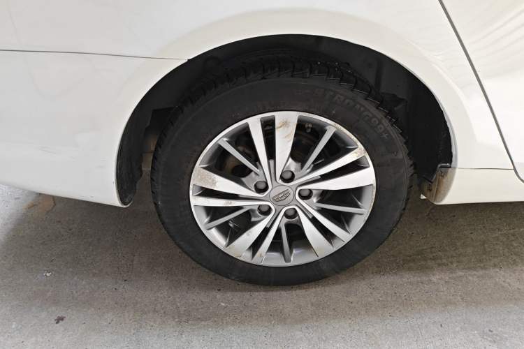 Used Geely Auto Emgrand 2018 1.5L CVT Upward Connect Edition Right Rear Wheel Hub