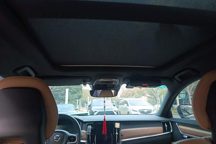 Used Volvo S90 2018 T5 Prestige Edition Headliner