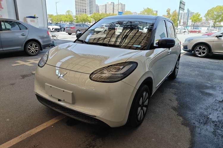 Used Wuling Bingo 2023 410 km Lingxi Deluxe Edition
