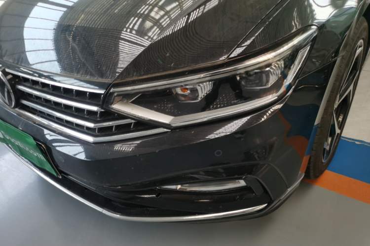 Used Volkswagen Magotan 2023 2 Million Units Limited Edition 330TSI DSG Leading Version Left Front Headlight