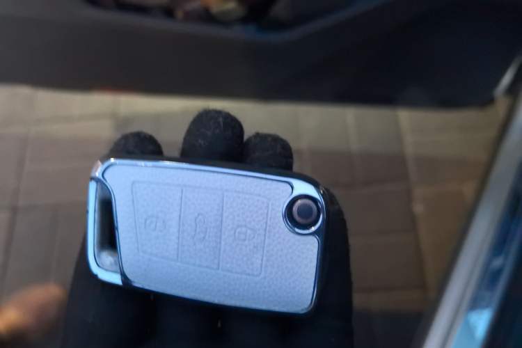 Used Volkswagen Tiguan L 2018 Facelift 330TSI Automatic Two-Wheel Drive Luxury Edition Vehicle Key