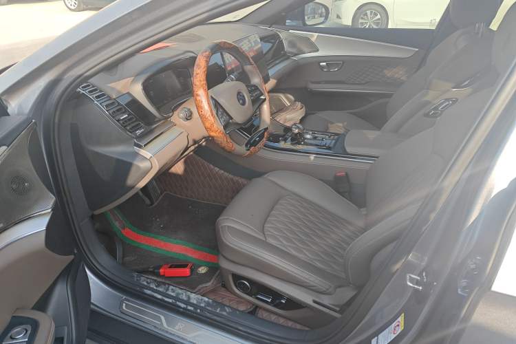 Used BYD Han 2023 DM-i Champion Edition 121KM Prestige Model
