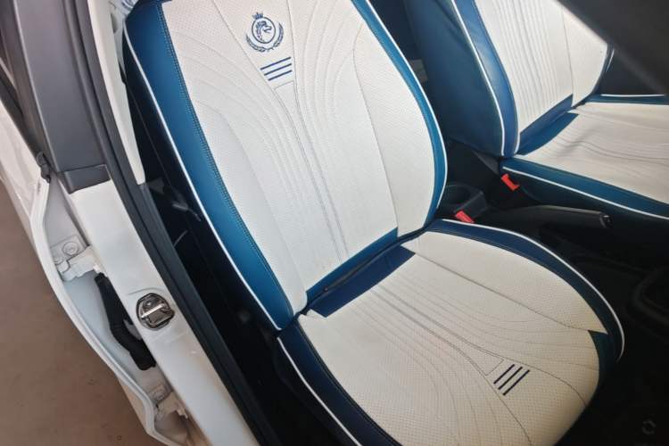 Used Volkswagen Polo 2014 1.4L Manual Fashion Edition Right Front Seat