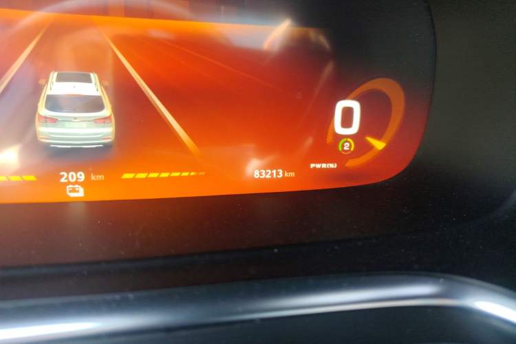 Used Roewe RX5 New Energy 2017 ERX5 EV400 Electric Internet Supreme Edition
