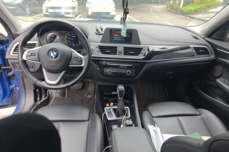 Used BMW 1 Series 2018 118i Sport Edition Center Console