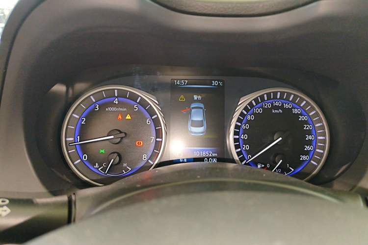 Used Infiniti Q50L 2015 2.0T Comfort Edition Instrument Cluster