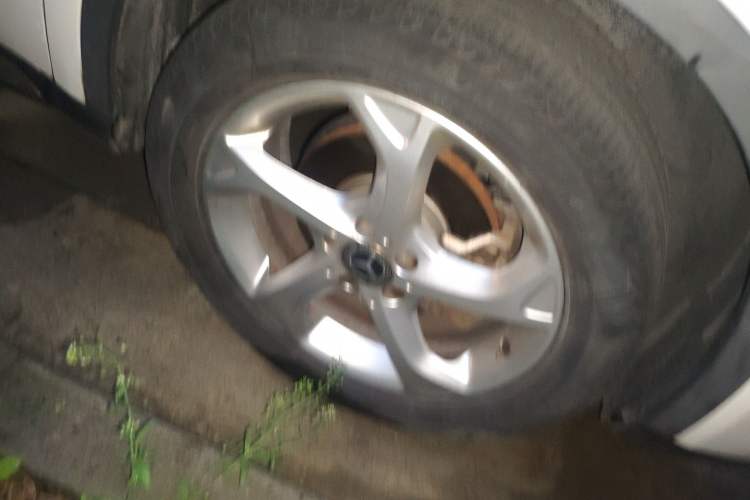 Used Mercedes-Benz GLA 2017 GLA 200 Sport Edition Right Front Wheel Hub