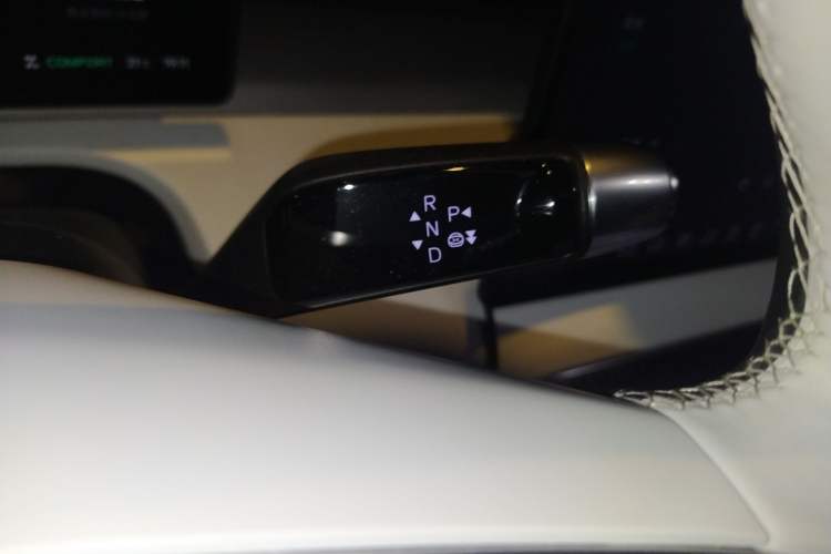 Used XPeng X9 2024 702 Ultra-Long Range Max
