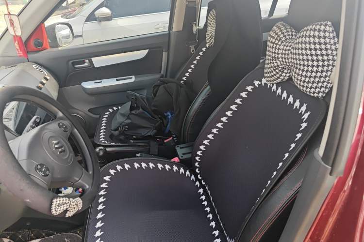 Used Suzuki Swift 2016 1.5L Manual Fashion Edition Cool Play Version
