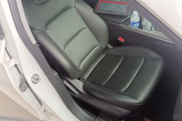 Used Geely Auto Emgrand 2022 4th Generation 1.5L CVT Luxury Model
