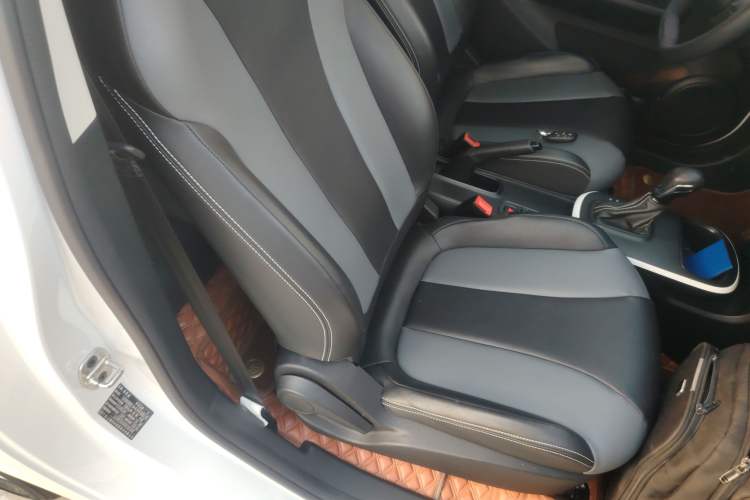 Used Roewe Clever 2022 311km QiQi BoBo Edition
