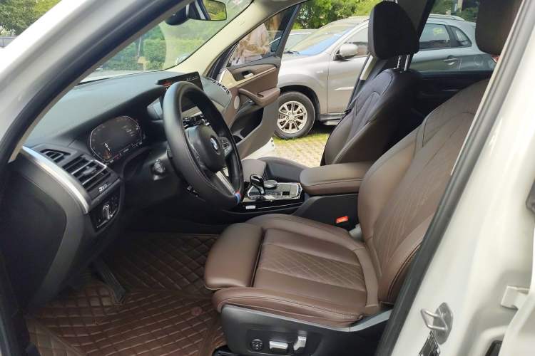 Used BMW X3 2022 Second Facelift xDrive30i Leading Edition M Night Sky Package