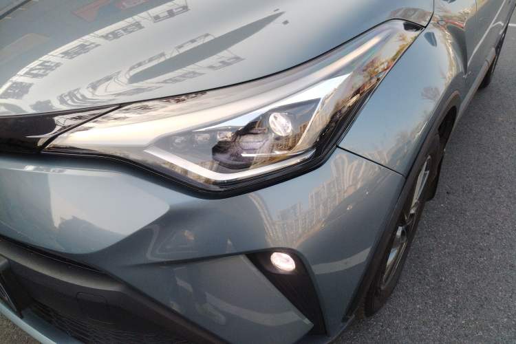 Used Toyota C-HR 2021 2.0L Luxury Edition

