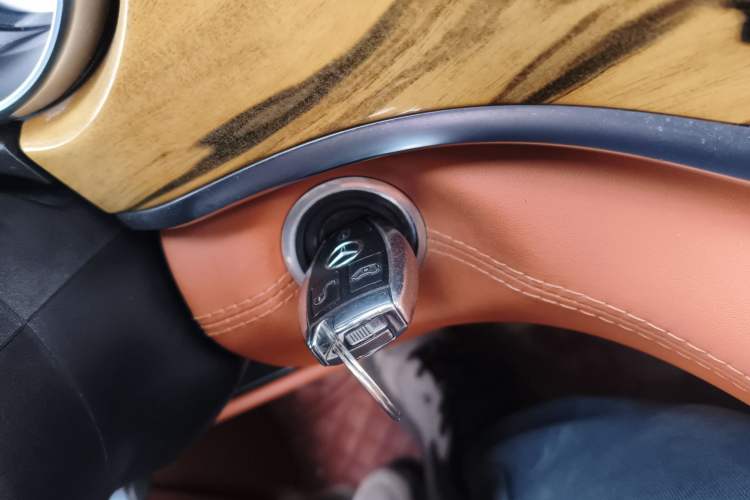 Used Mercedes-Benz V-Class 
