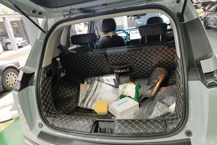 Used AION Y 2023 Plus 510 Smart Edition Trunk