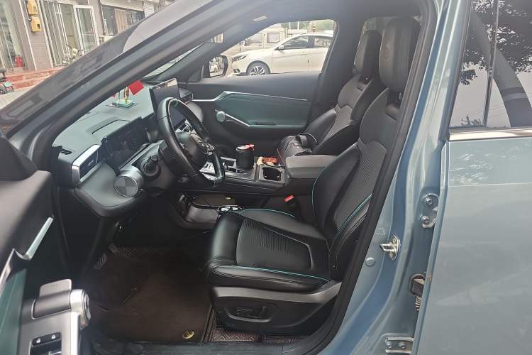 Used GAC Trumpchi EMKOO 2022 2.0 ATK TwinStar Pro Edition Left Front Seat